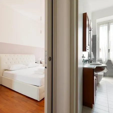 Roomy Apartment X5 - 850 M Far From Famagosta Mm2 Milan Extérieur photo