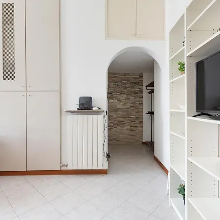 Roomy Apartment X5 - 850 M Far From Famagosta Mm2 Milan Extérieur photo