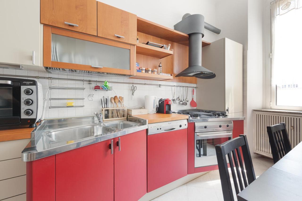 Roomy X5 - 850 M Far From Famagosta Mm2 Appartement