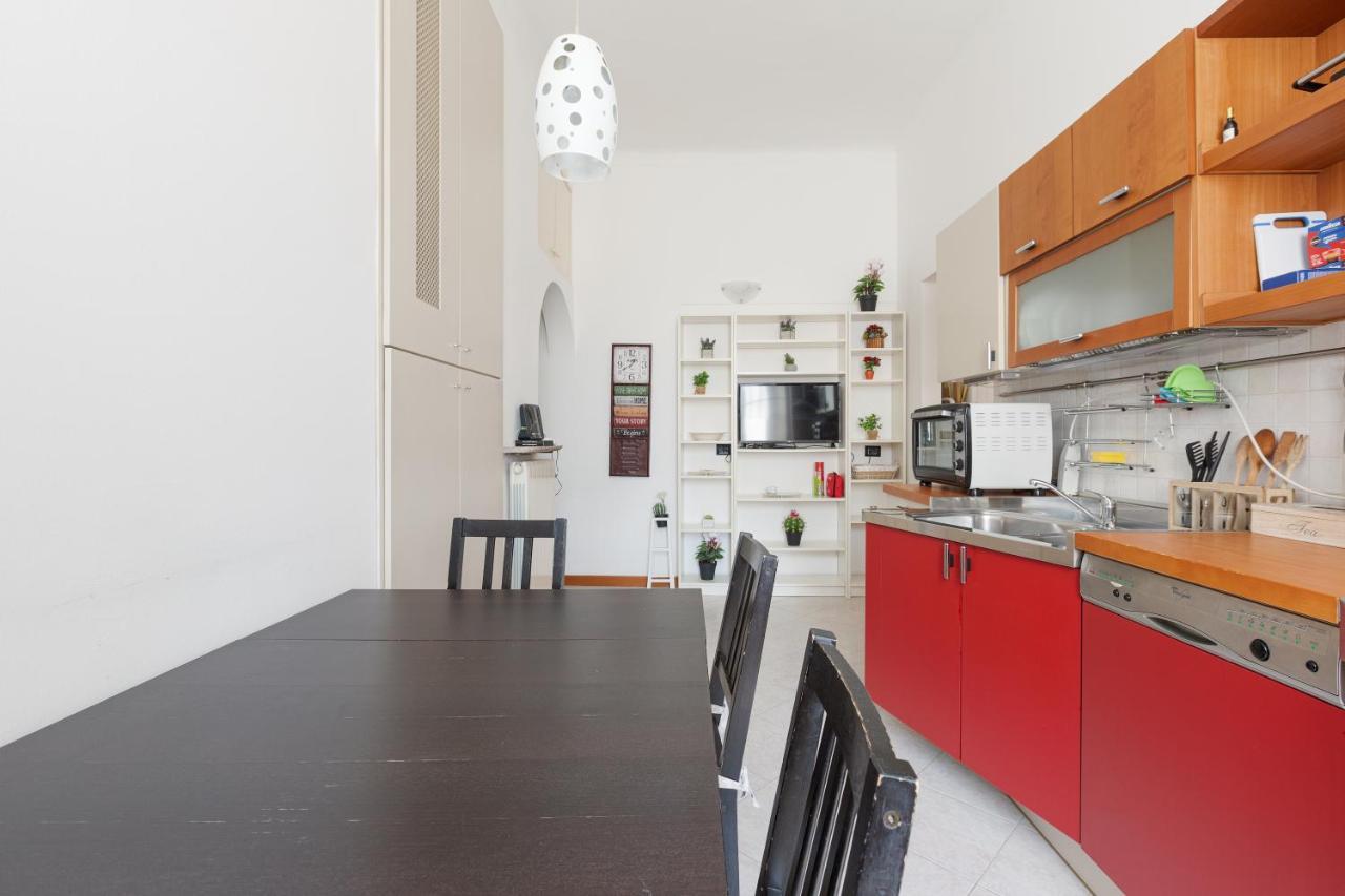 Roomy X5 - 850 M Far From Famagosta Mm2 * Milaan
